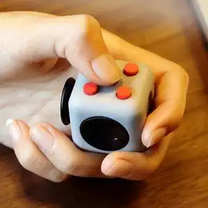 解压神器无聊小玩具男孩成人减压打发时间创意黑科技魔方益智塑料