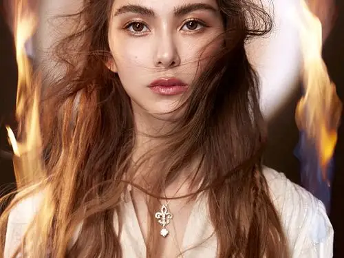 混血级级美感——昆凌