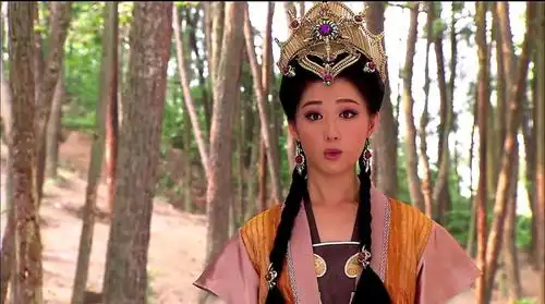 黄天化位居封神榜第一位跟黄飞虎没关系而是因为死的早