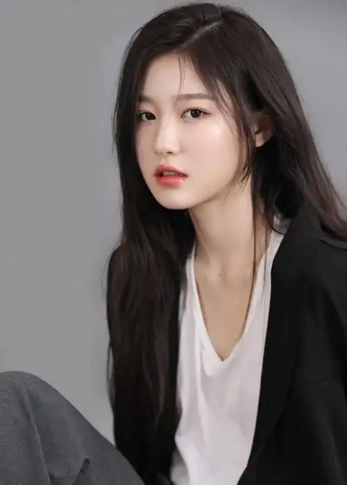 精美图集:长发女孩,温柔可爱