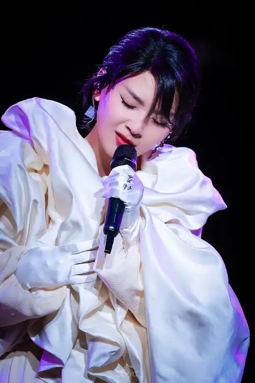 周笔畅超话#周笔畅女大十八变巡回演唱会##周笔畅##全年无休的营业