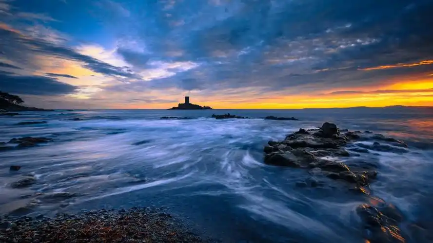 高清晰晚霞河壁纸封面大图