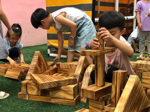 2019年6月20日搭积木