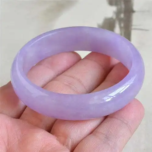 翡翠手镯紫色好吗   翡翠手镯寓意介绍