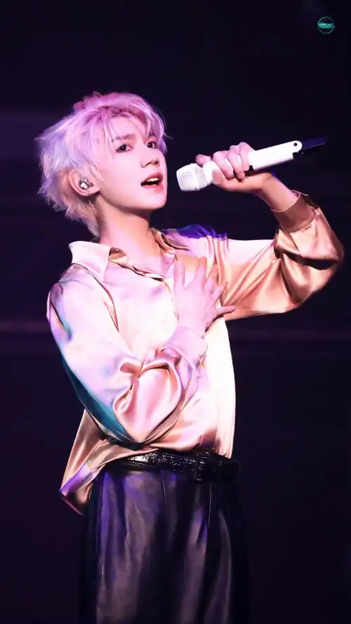 王源客厅狂欢巡演##唯爱王源