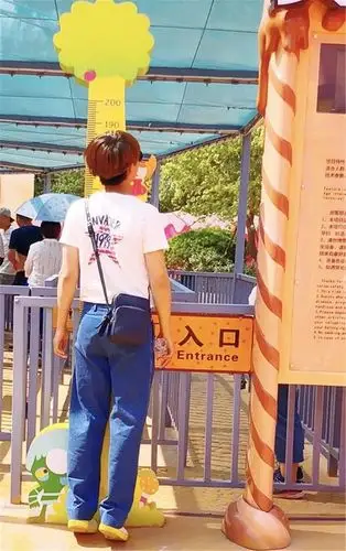 身高"3米"的马天宇,举动太搞怪,网友:皮皮宇,用飞天