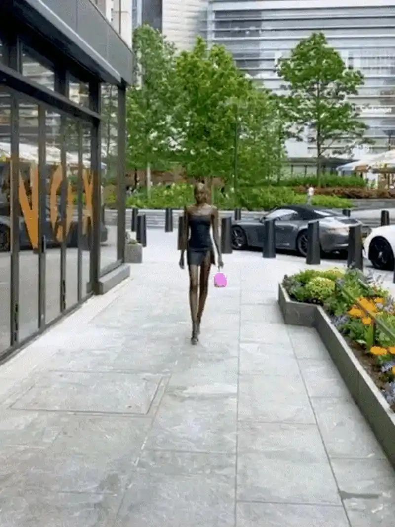 黑人超模 adut akech  优越的身材比例,黝黑的皮肤闪着健康的亮光