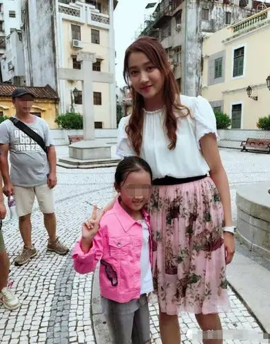 娜扎黄晓明日本约会关晓彤七夕秀恩爱热巴旱鸭子纪凌尘正面否认出轨