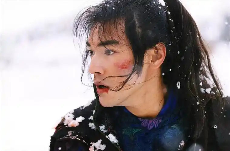 44岁金城武从小鲜肉到酷大叔横竖都是帅你喜欢哪个他