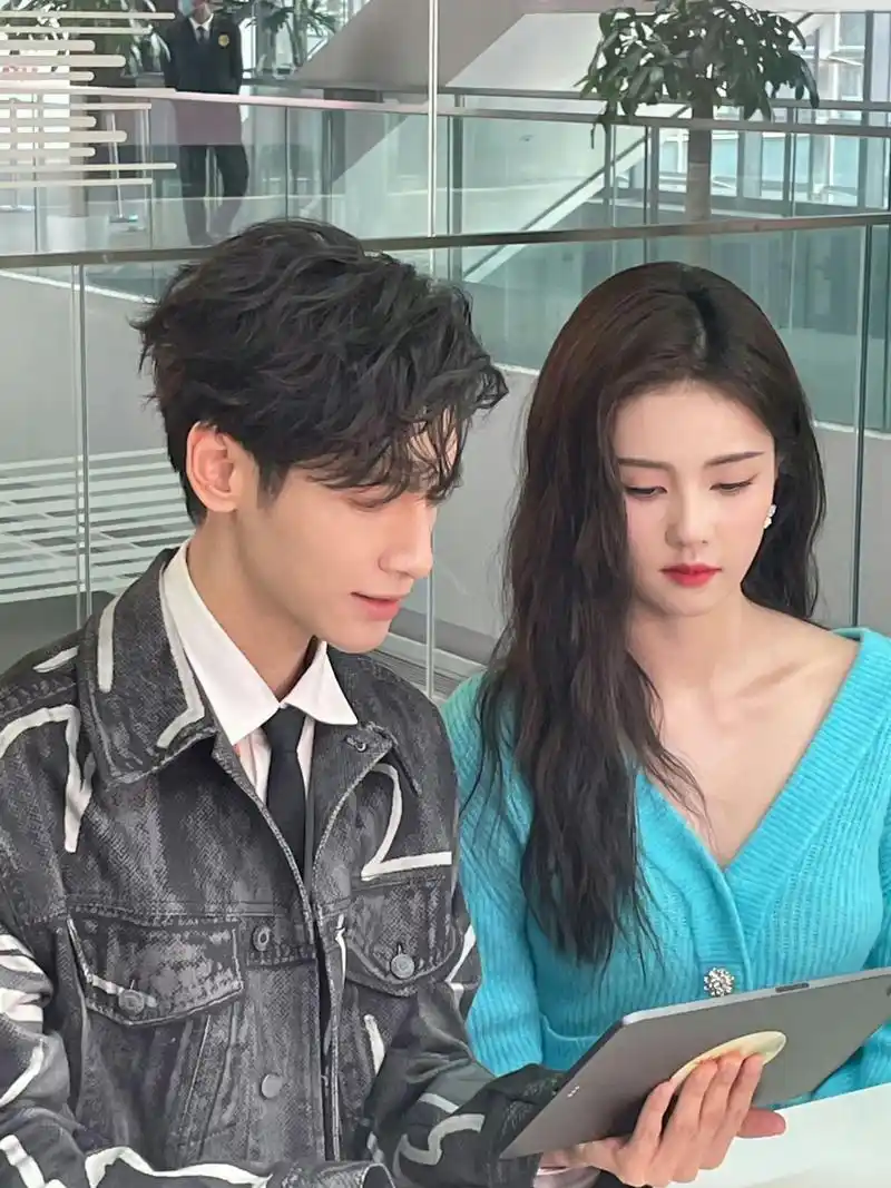 白鹿罗云熙活动生图,帅哥美女我已经说累了