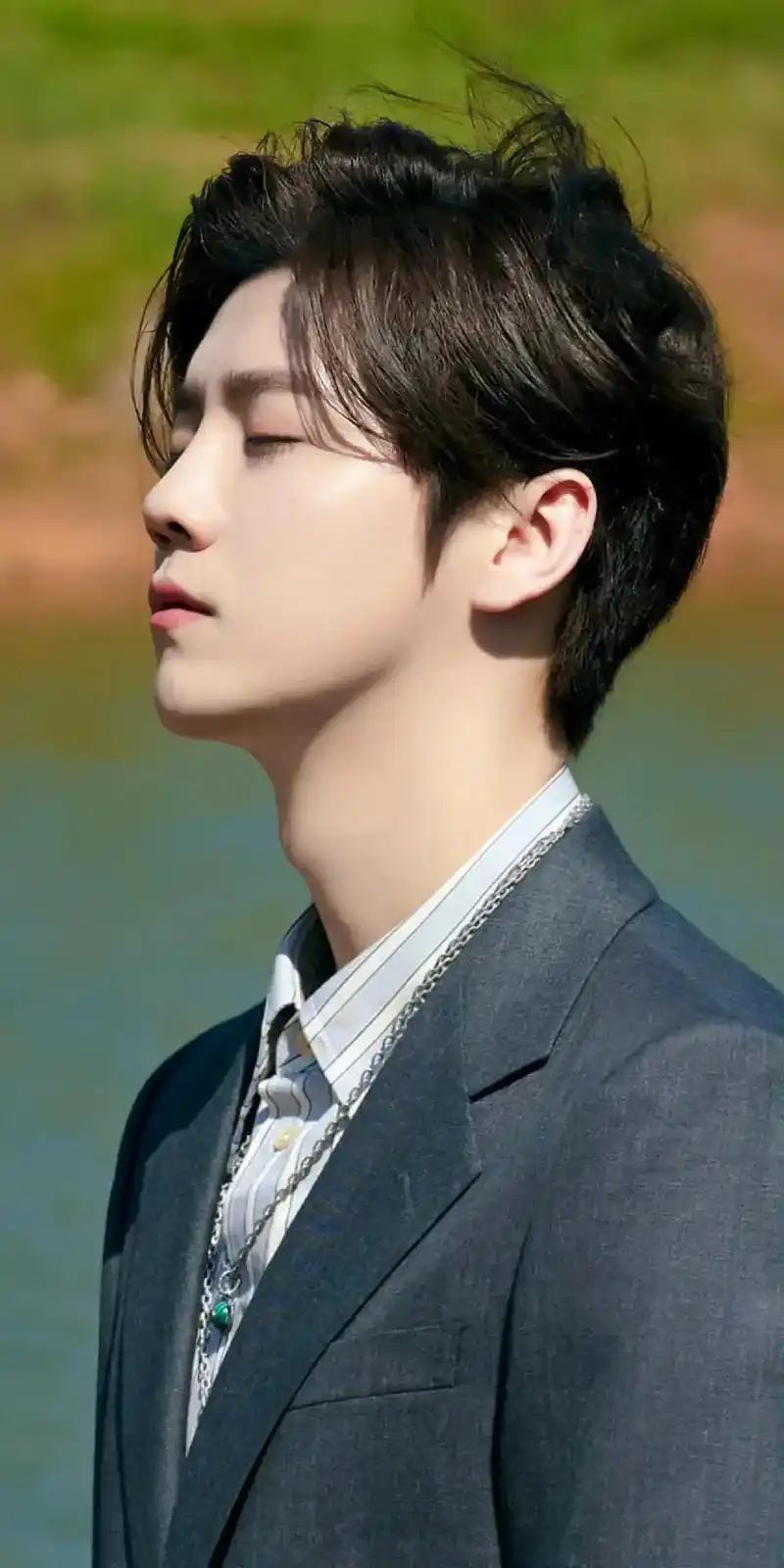 青春才有几年,鹿晗就占了八年#鹿晗#颜值爆表 #一眼沦陷 # - 抖音