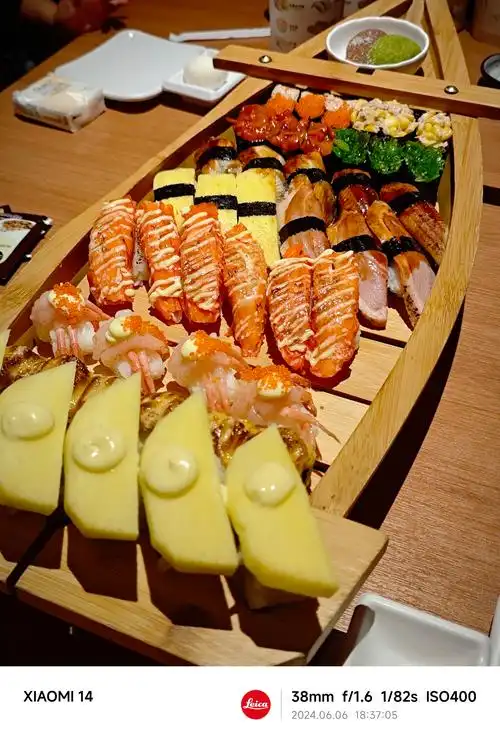 寿司拼盘大满足