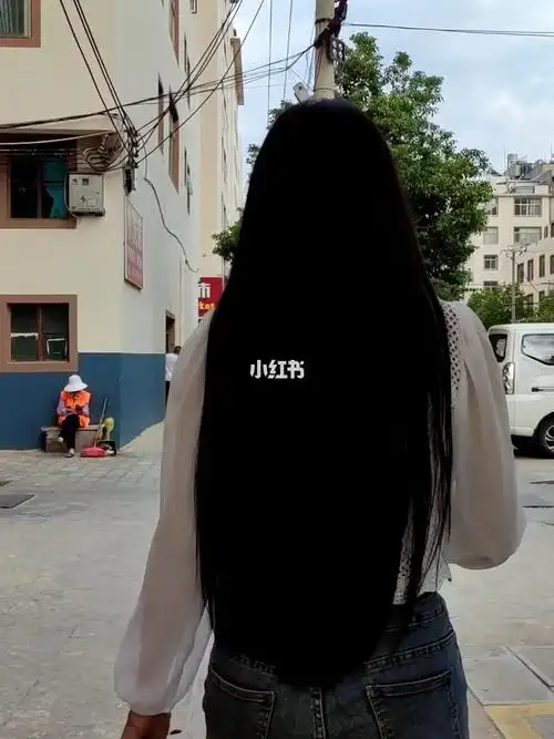 长发已经过腰 何时娶我_长发_黑长直_发型_夏天去哪玩_马尾_理发店