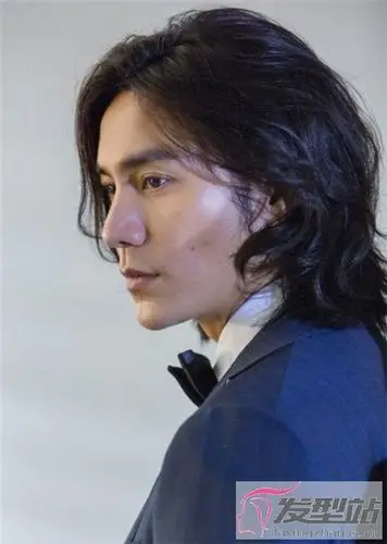 男明星长发大pk 金城武经典小栗旬痞帅_发型站_最新流行发型设计发型