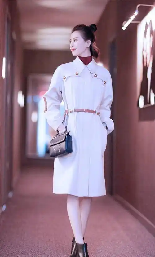 刘诗诗产后体重90斤,曾透漏保持身材秘诀,有四种食物坚决不碰_减肥