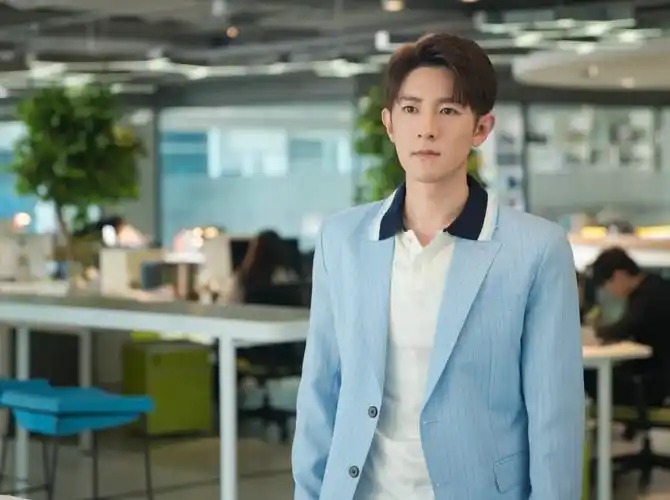 季肖冰 《只为遇见你》饰 司澄 剧照暂16p