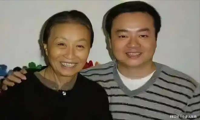 张少华:一生住小房子,去世前拼命拍戏,为清华高材生儿子还房贷|杨志刚