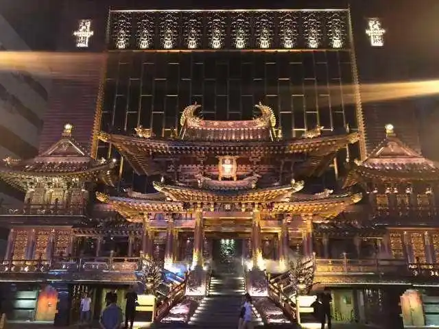 特色篇—西安最土豪的天阙酒吧