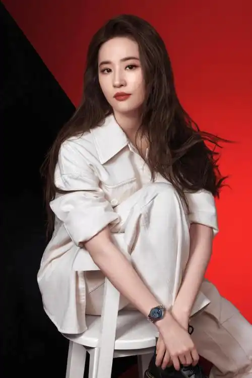 刘亦菲##天梭全球品牌代言人刘亦菲#【刘亦菲天梭2023广告花絮高清