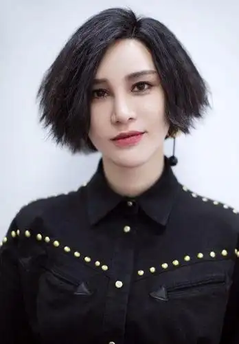 盘点中性化的五大女歌手,第四位,不说真的以为是男生