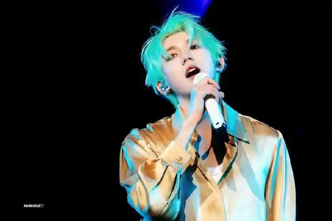 王源什么时候毕业#  11566王源本来就比欧阳娜娜晚一年入学.