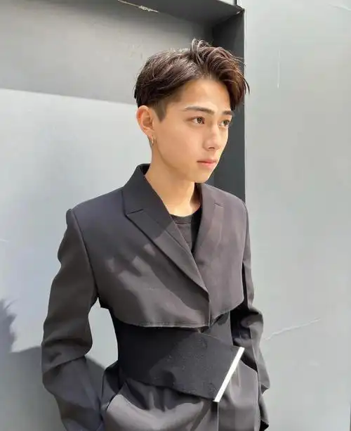 男生韩系纹理烫发