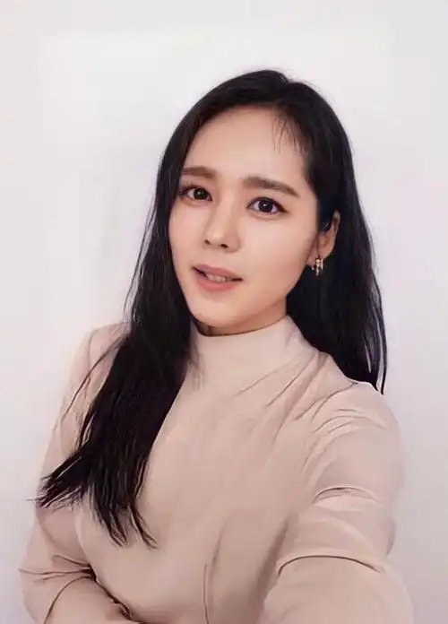 苏王看过不少明星的鼻子到头来还是羡慕韩佳人的