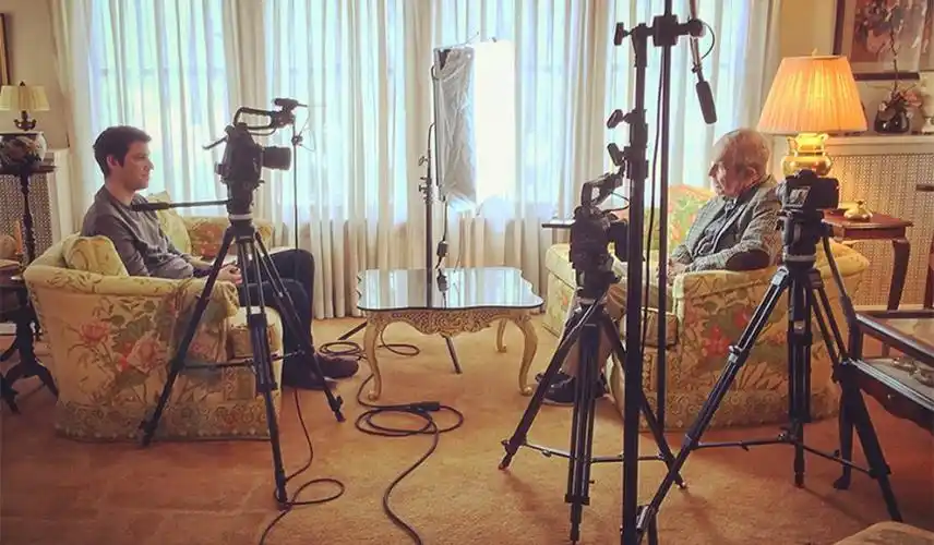 2017-03-13采访视频中三机位的运用 当拍摄专业采访