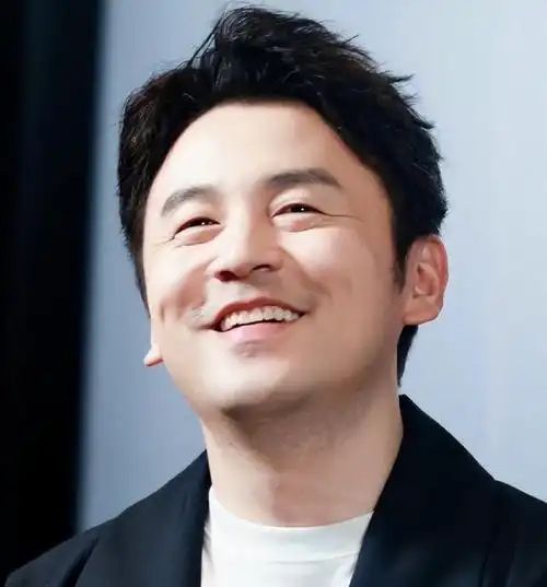 18岁黄渤忍了,18岁鹿晗也忍了,看了18岁的雷佳音我忍不了了|沙溢|沈腾