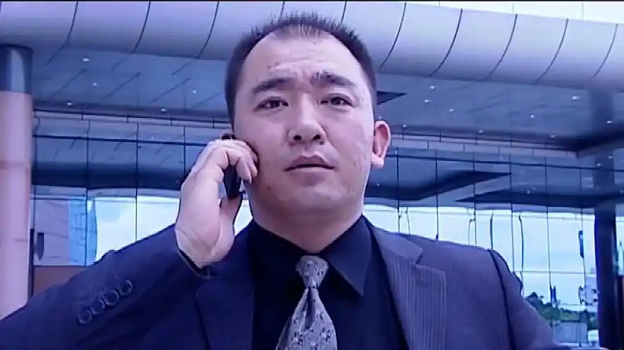 罪域:兆哥开车出门,却没给兄弟们打招呼,是不是出去找妞了!