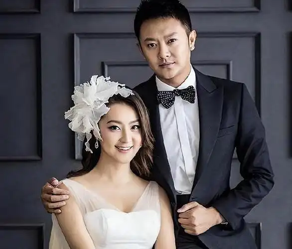 这个男演员一生事业毁在两个女人手里妻子只有脸是真的