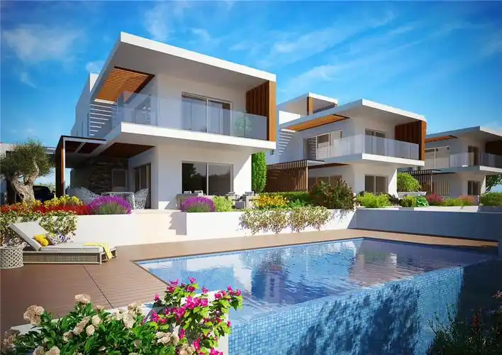 帕福斯一线海景别墅 100万欧起