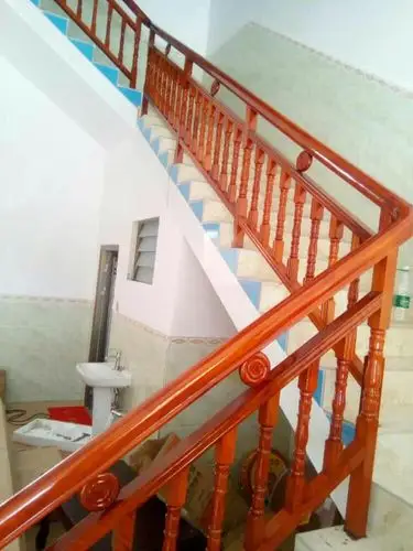 劳香基荔枝木楼梯扶手 合浦常乐陂山桥头