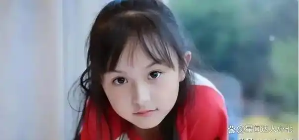 刘楚恬:2岁出道年收入达百万,长相甜美被禁止整容,现如何?