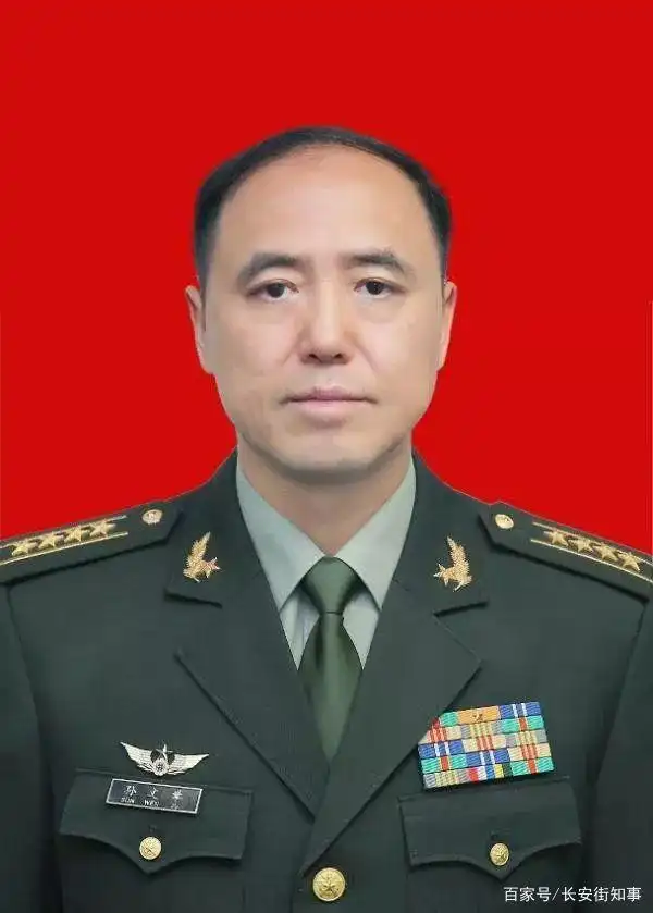 驻澳部队新政委到任,曾多次立功