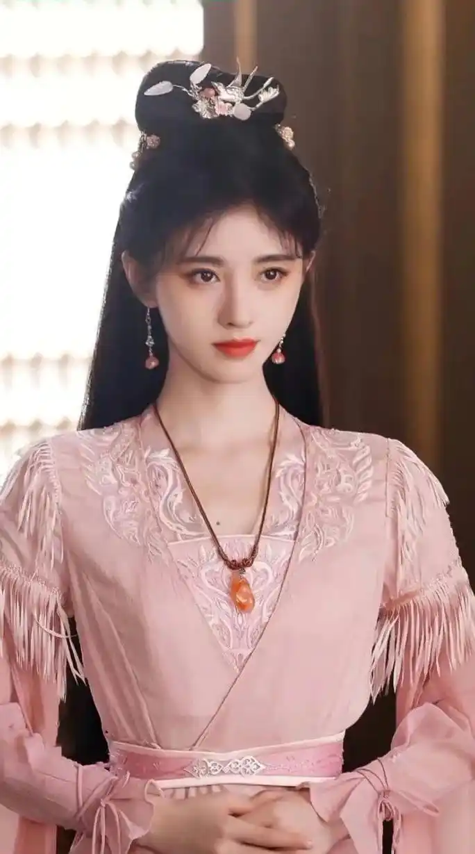 鞠婧祎电视剧花戎高清美图