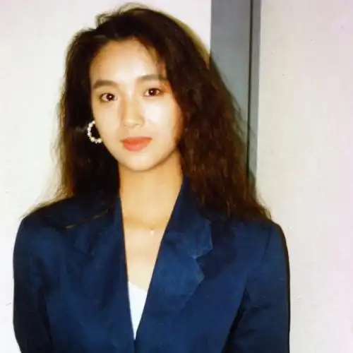 第193篇港风女生头像吴倩莲