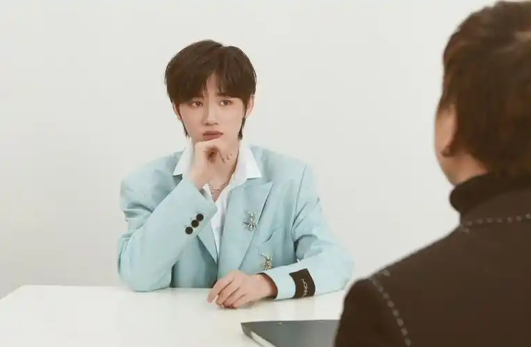 宋亚轩半熟主义少年纯欲天花板宋亚轩绝美高清壁纸多图