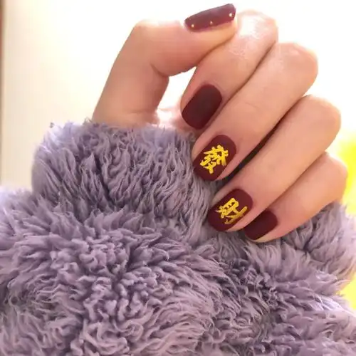 网红指甲图片2021显手白(超级流行的5款美甲)