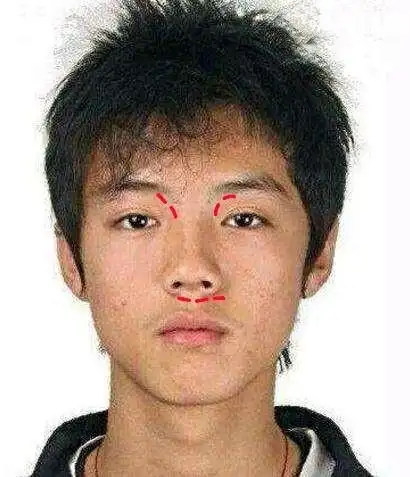 鹿晗出道前一寸照