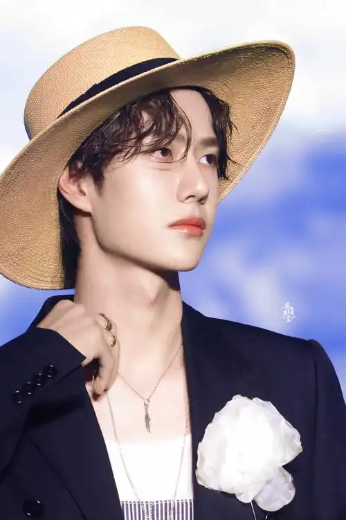 王一博74路飞装高难度运动