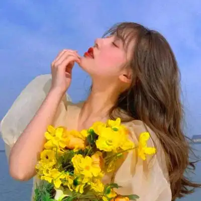 唯美优雅文艺女头像