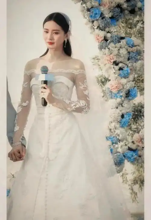 刘诗诗当年的婚纱照(婚纱造型温婉大方又气质端庄简直美煞旁人) - 品