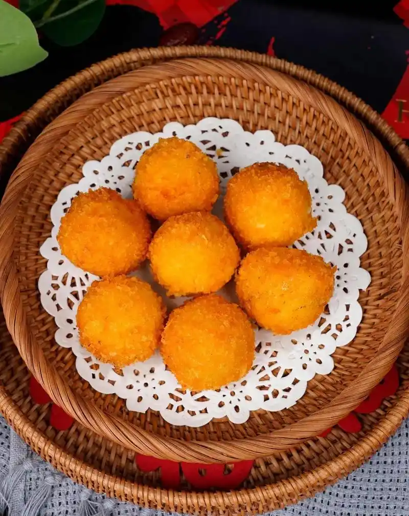 美食日记元宵家宴之财源滚滚的炸元宵