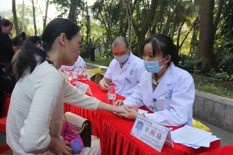专家问诊 特色茶饮,这场干货满满的义诊活动您参加了吗?