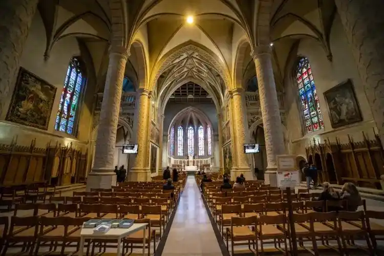 巴黎圣母院大火已灭,但失去的历史难回