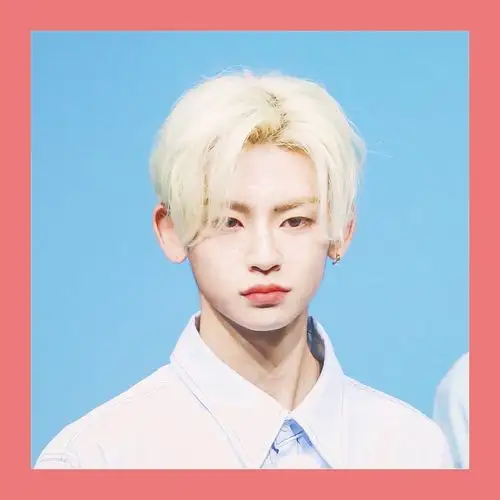 小鬼王琳凯 头像