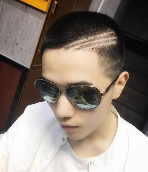 2018流行男士多一刀个性超酷时尚发型