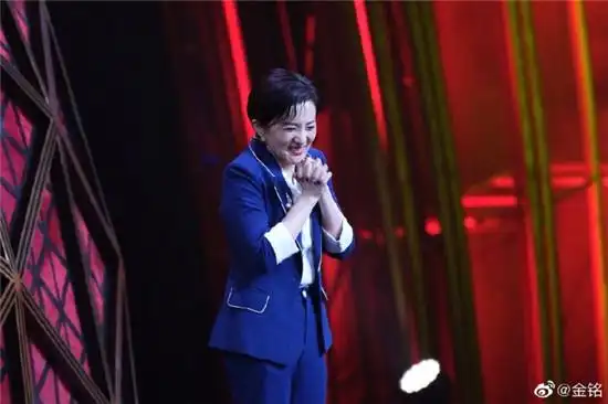 "金牌喜剧班"郭德纲班小考结束,女学员金铭毕业,李圆圆躺赢