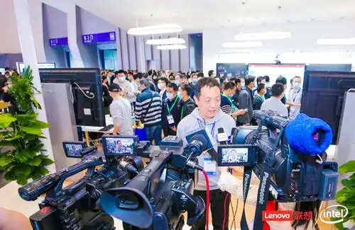 产品 方案 服务 联想面向未来塑造全场景教学空间